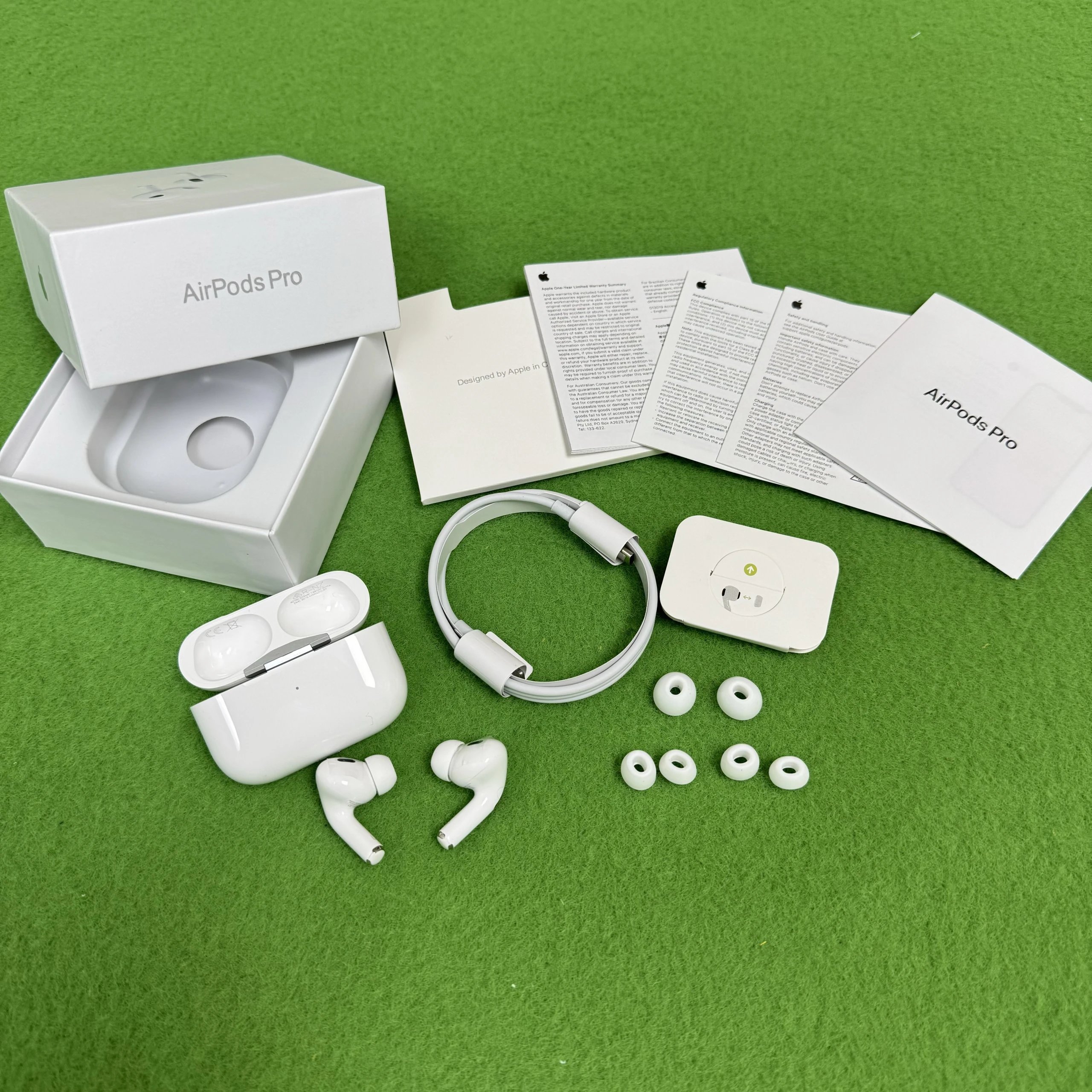 Headphones SHUMA – AirPods Pro 2 (Lightning port), one