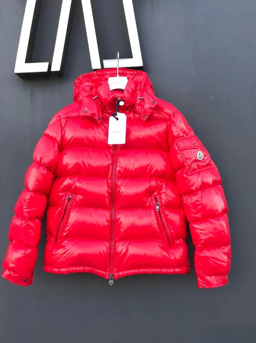 Winter Hooded Men's and Women's Cotton-padded Coat Thickened Cold-proof Warm Couple Jacket – Red, M