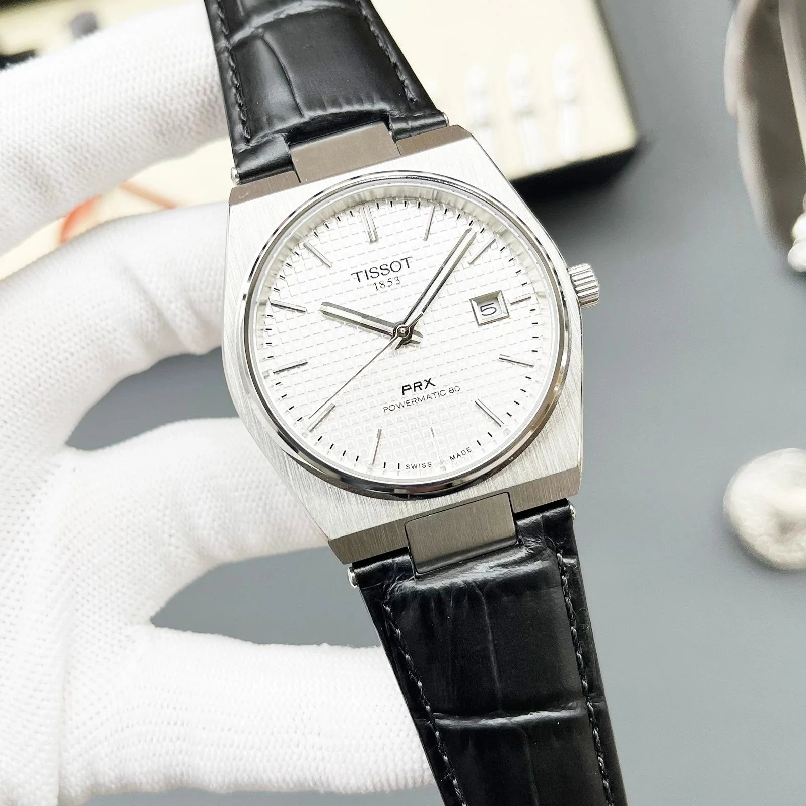 Business Watch-New] Men's Watch Watch Men's Watch – Silver case, white dial, black strap, Without the full set of packaging