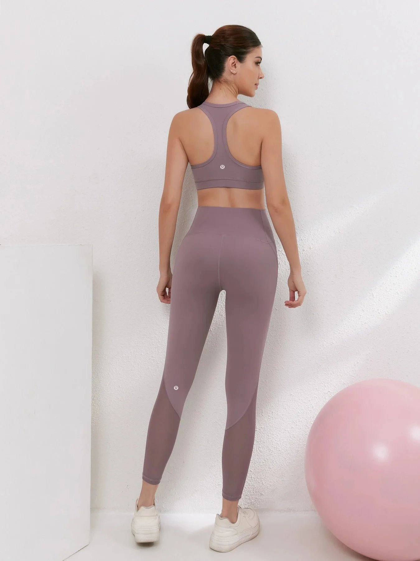 Naked Stretch Sports Pants Yoga Suit Women's Running Quick-drying Fitness Push-up Shockproof – purple, S