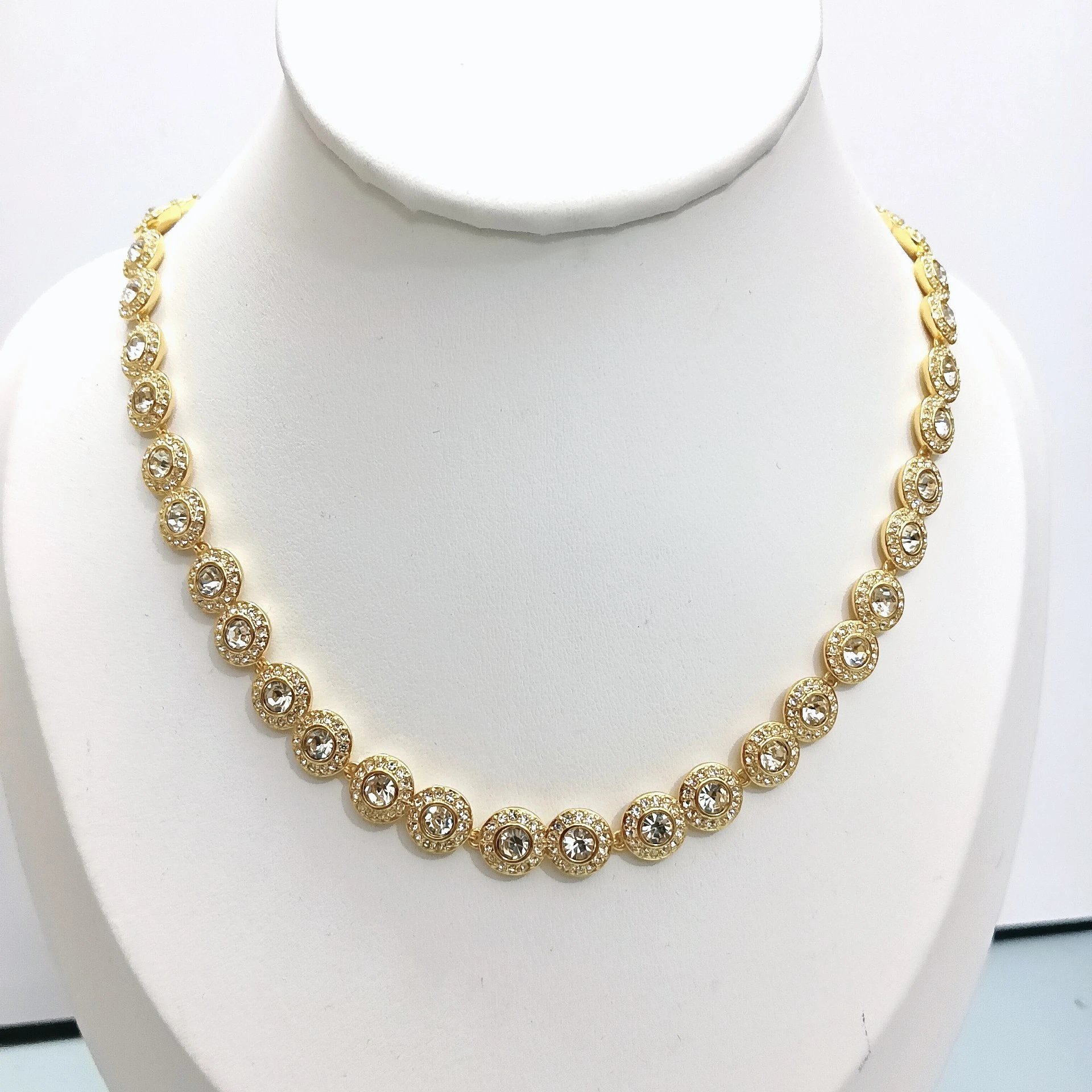 Swarovski Necklace – 1, TOP Yellow Box Bill