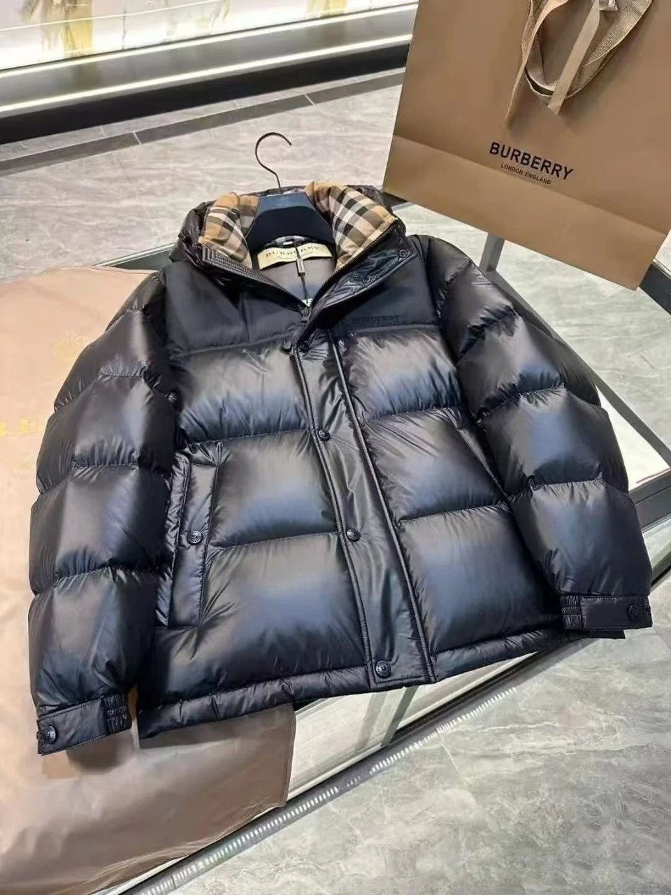 Commuter Simple Fashion Down Jacket – black, 48
