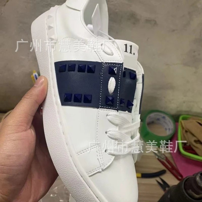 2025 New Men and Women VT The same European and American flat-bottomed versatile thick-bottomed sports rivet small white shoes lovers casual skate shoes - Image 2