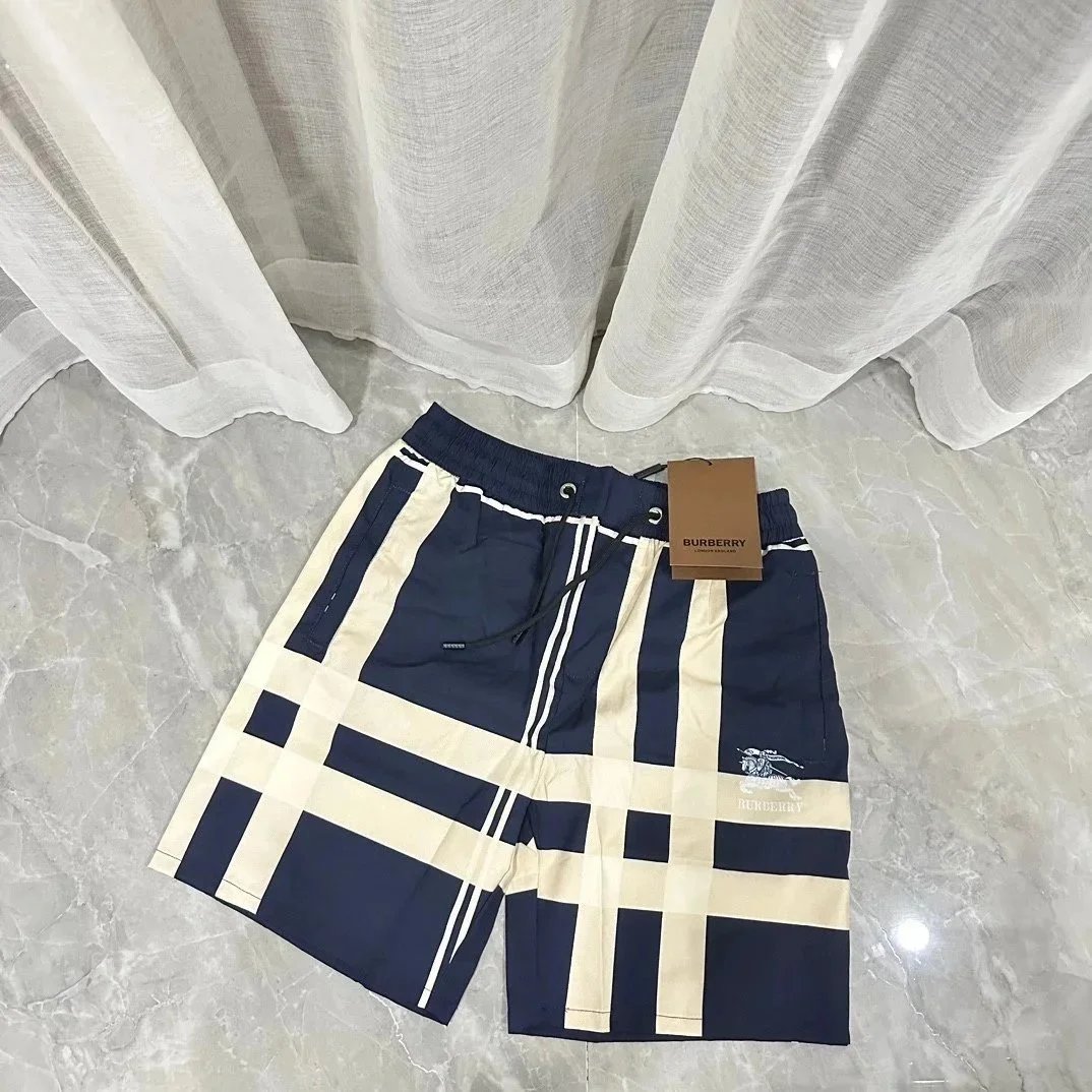 New stylish, versatile shorts at – 020105022, M