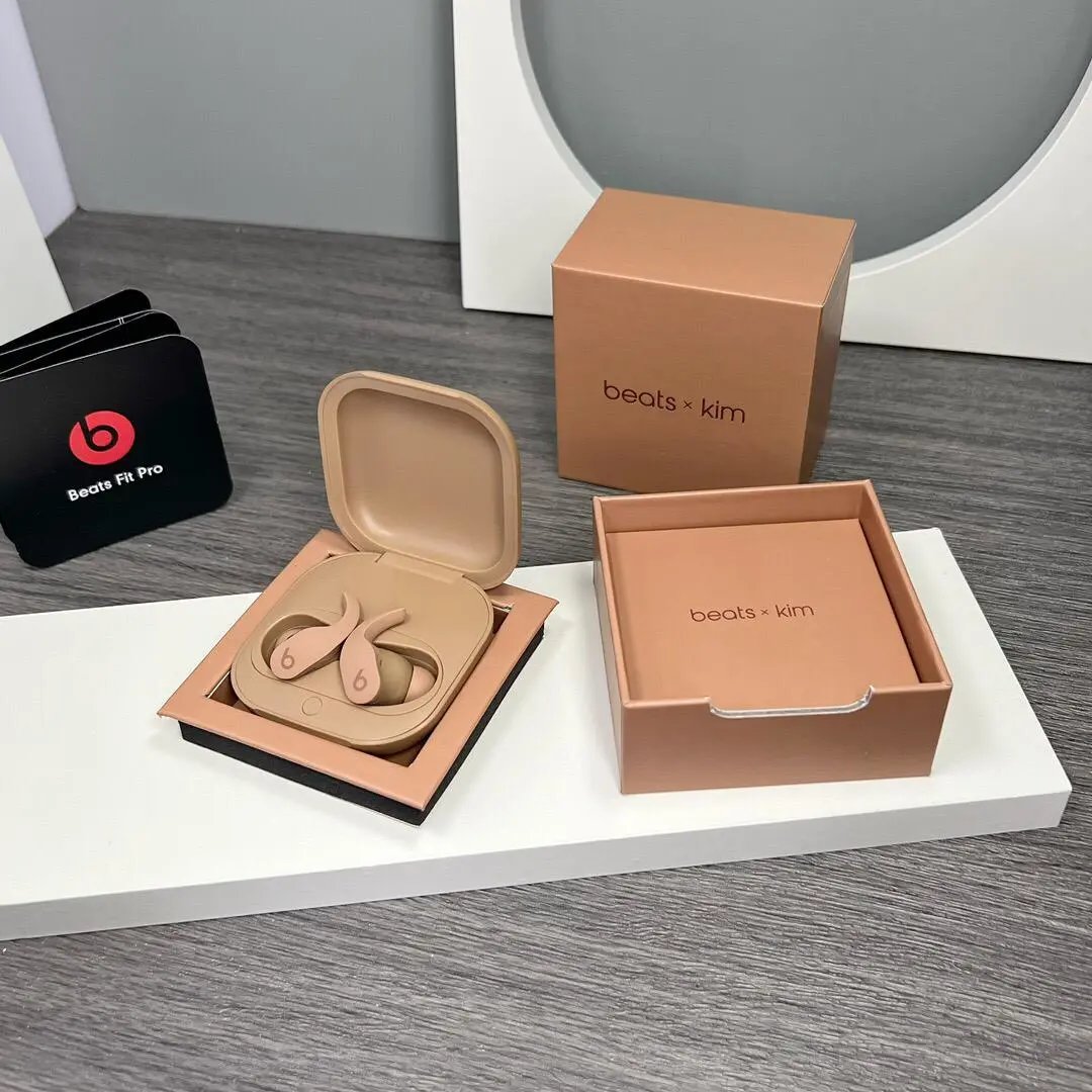 Collaborative Special Edition Bluetooth-CY – Brown