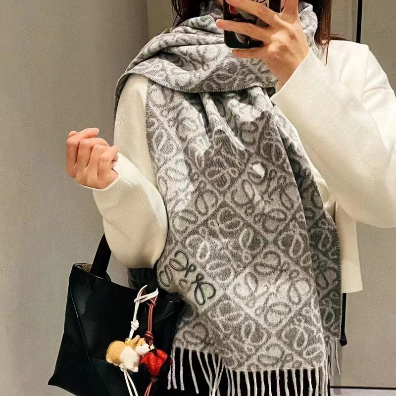 Luo family high-end sense checkerboard jacquard scarf warm shawl autumn and winter all-match unisex – Light gray, 50*190cm