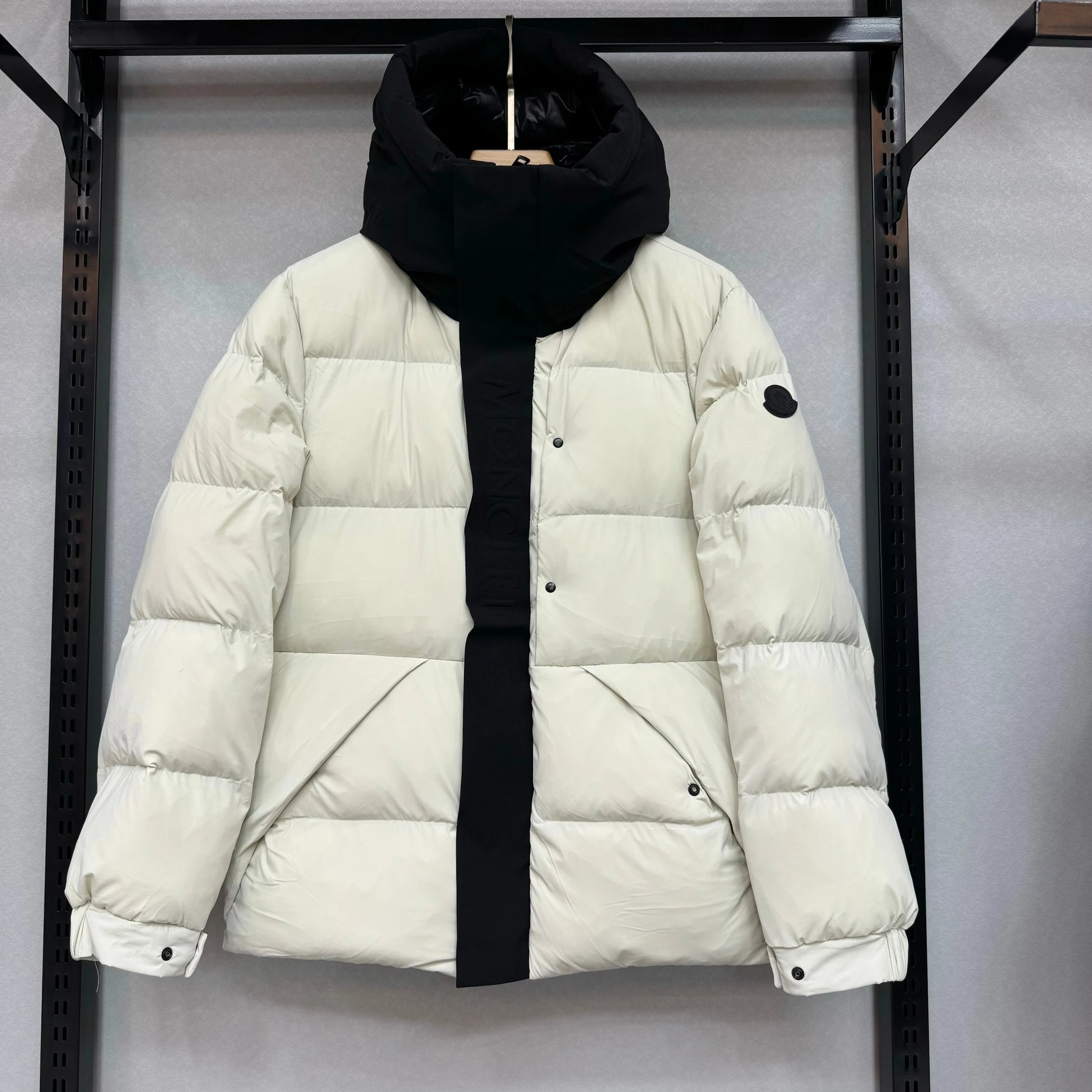am Factory (low version)2025 New short down jacket – white, S