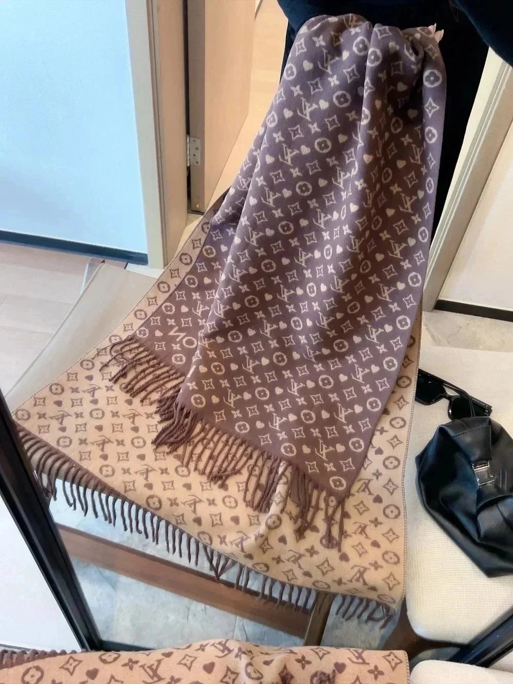 Autumn/Winter Fashionable, Versatile, and Lightly Luxurious Scarf 01 (No returns or exchanges after 7 days) – HX-03