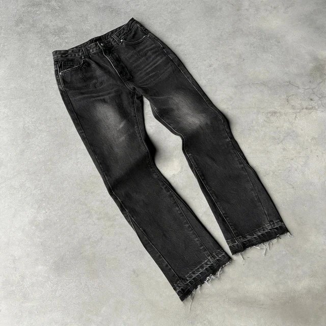 Cross-border street-style European and American‑inspired vintage washed‑and‑distressed raw‑edge denim jeans, unisex hip‑hop casual streetwear, wide‑leg fit
