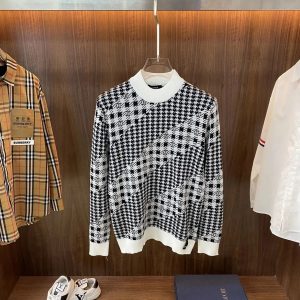 Fendi Knit Sweater Houndstooth FF Logo – L