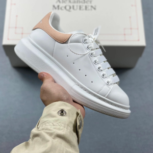 Alexander McQueen Oversized Sneaker White with Beige Heel Tab – 36