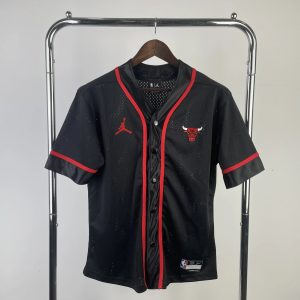 Nike Air Jordan Chicago Bulls Buttoned Shirt Black / Red – L