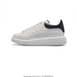 Alexander McQueen Oversized Sneaker White/Black – 36